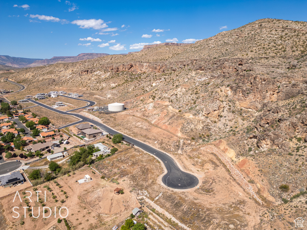 Drone / aerial view featuring a mountain view