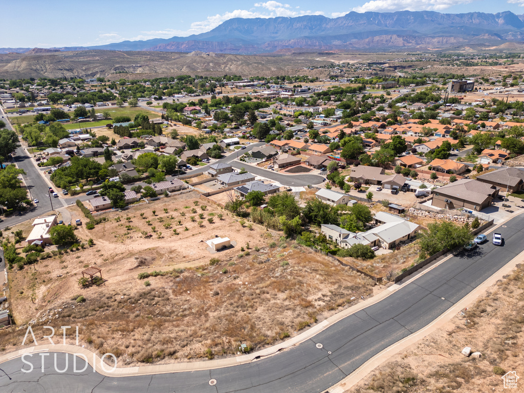 Bird's eye view with a mountain view