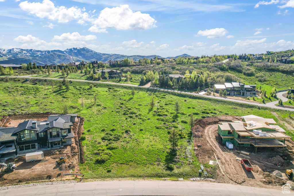 Drone / aerial view featuring a mountain view