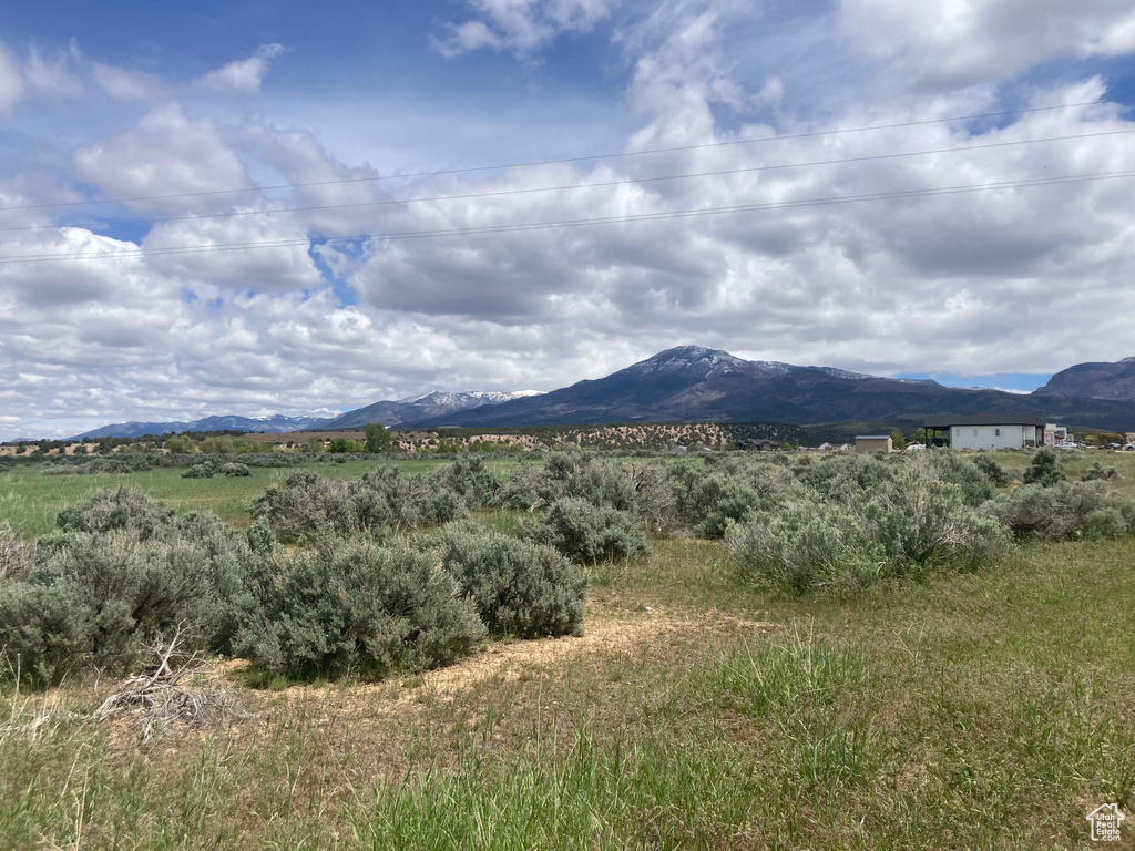 View of mountain feature