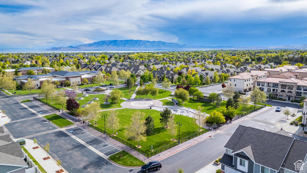 Bird's eye view with a mountain view