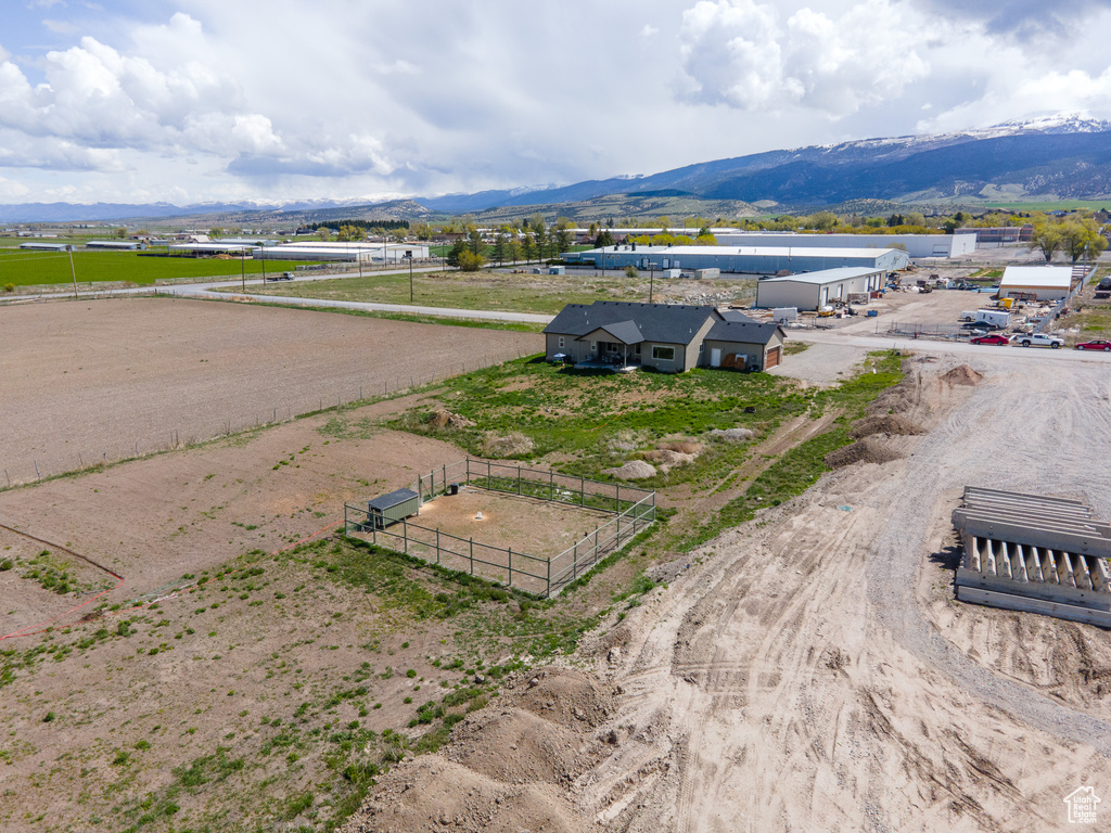 Bird's eye view with a mountain view
