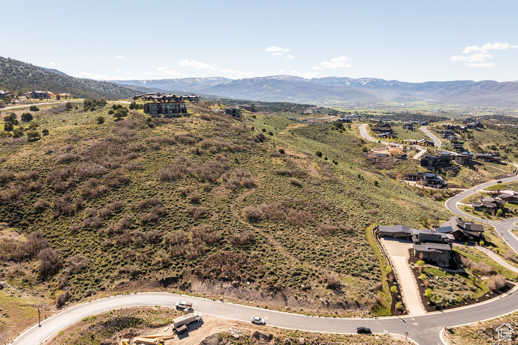 Bird's eye view with a mountain view