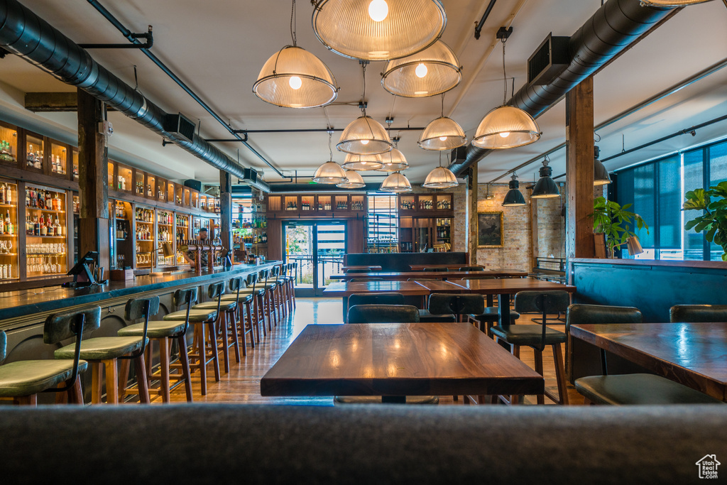 Dining area with bar