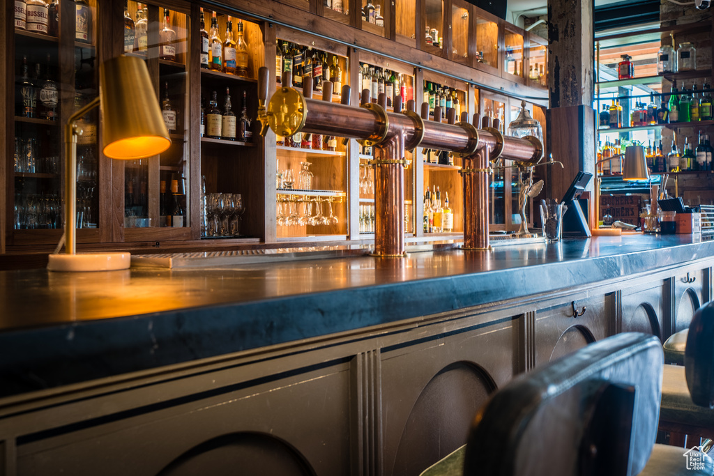 Bar featuring washer / dryer