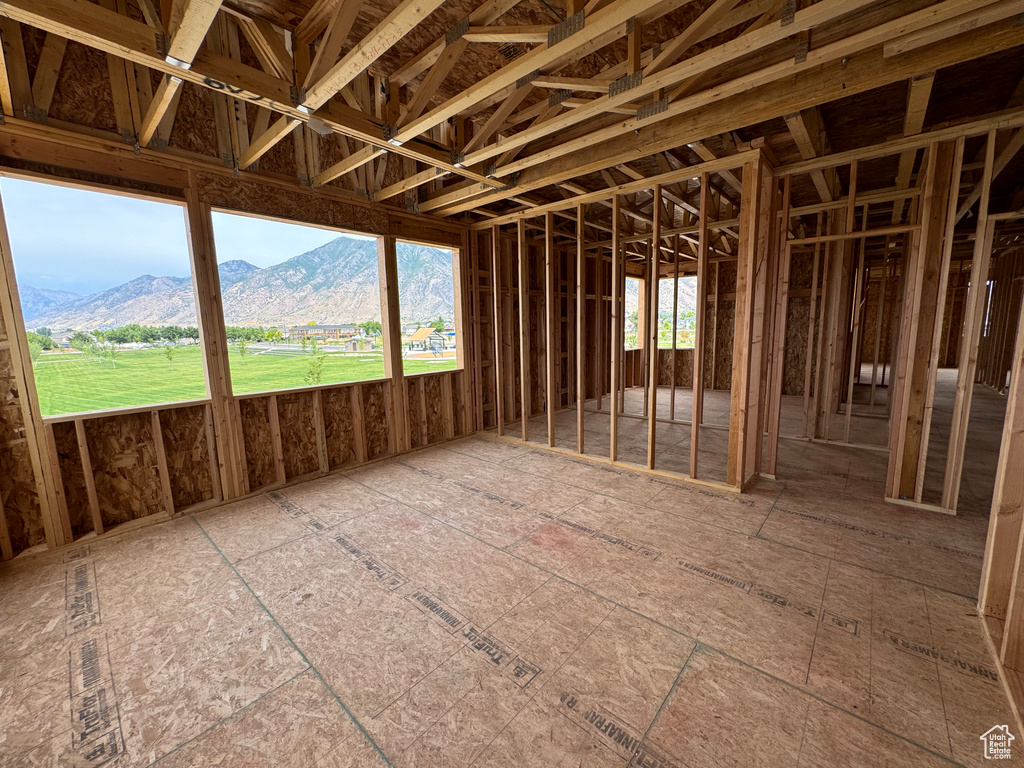 Miscellaneous room with a mountain view