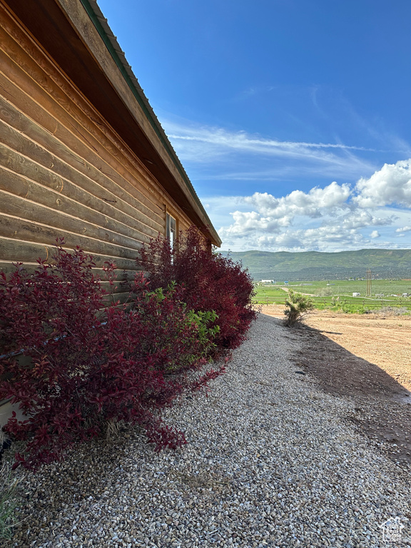 View of yard featuring a mountain view