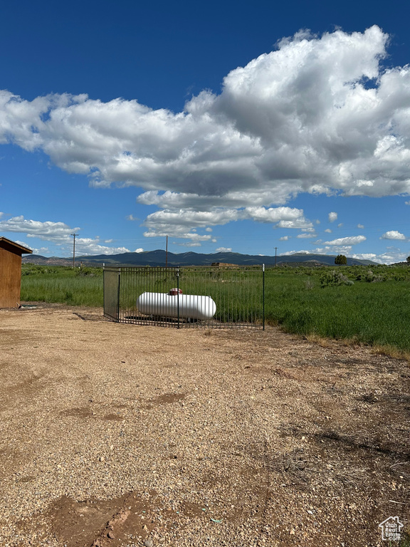 View of yard featuring a mountain view