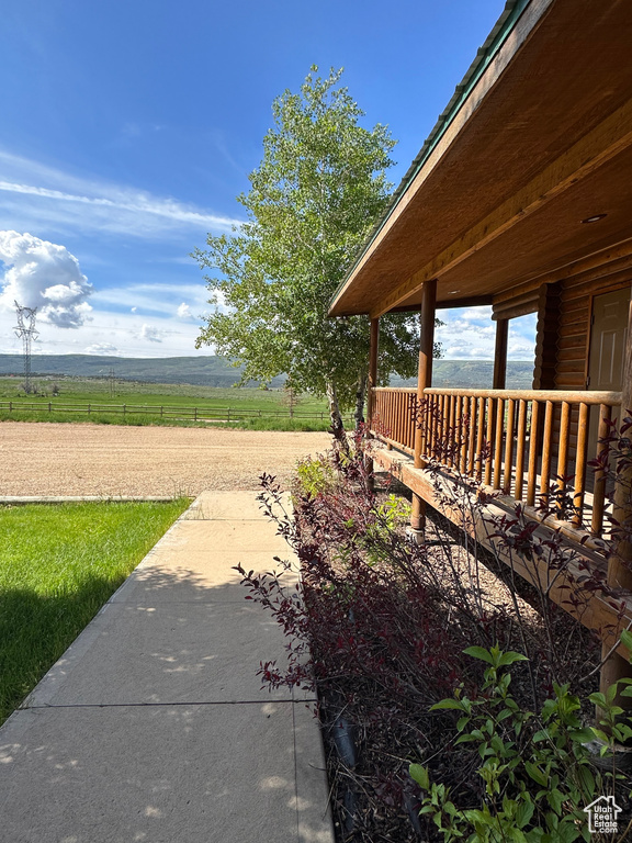 View of yard featuring a rural view