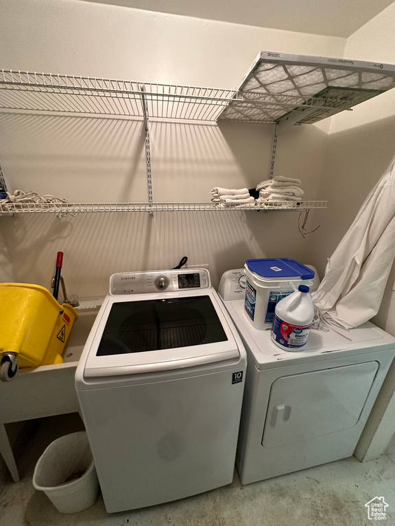 Laundry area with independent washer and dryer