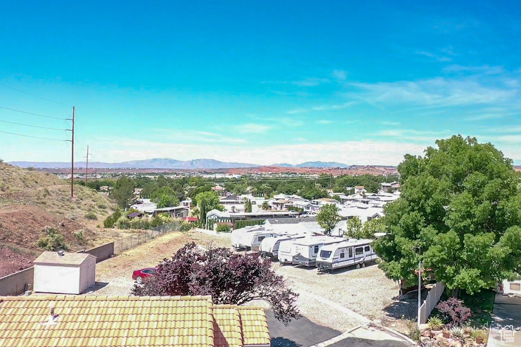 Bird's eye view with a mountain view