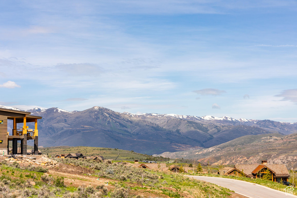 View of mountain feature