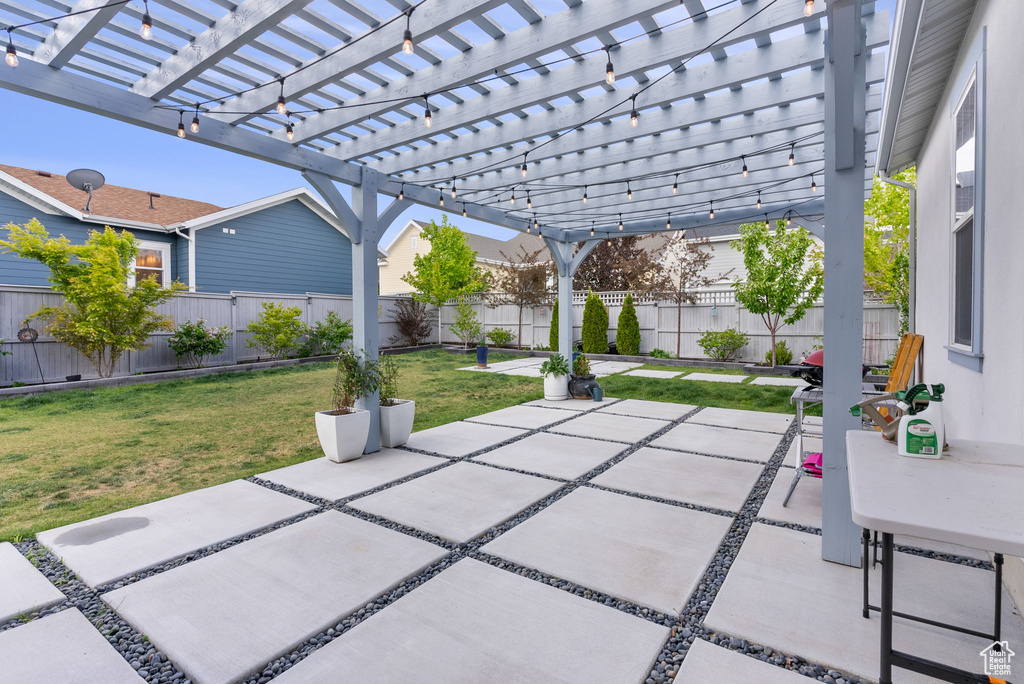 View of patio / terrace featuring a pergola