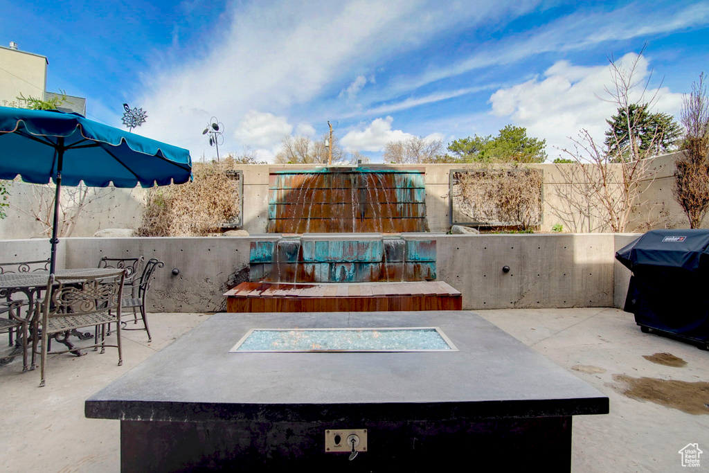 View of patio / terrace featuring grilling area