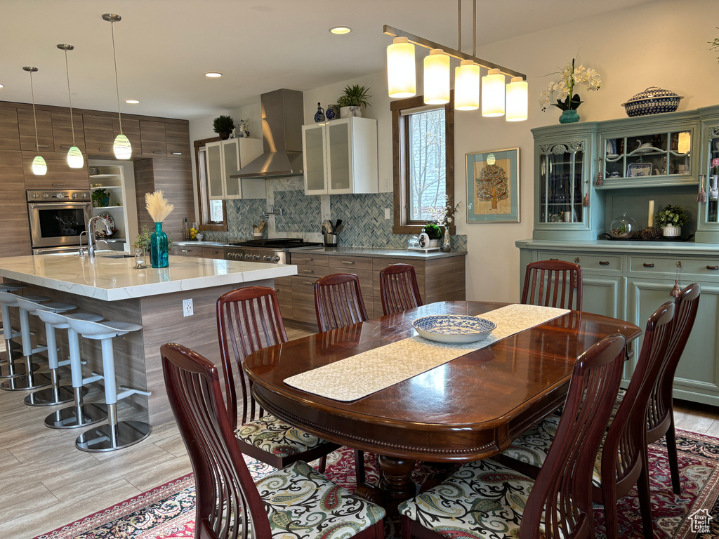 Dining space with sink