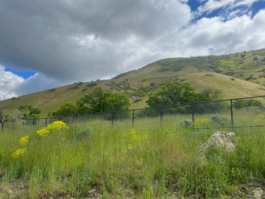 67 S ROCK LOFT RIDGE DR Fruit Heights, UT 84037
