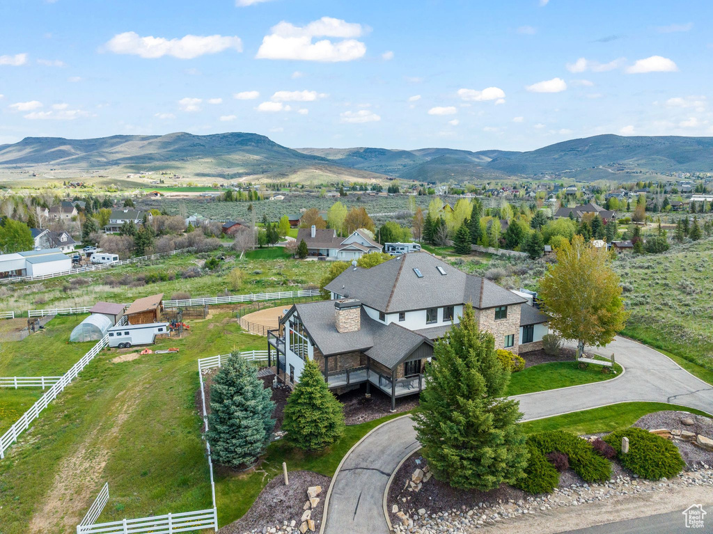 Bird\'s eye view featuring a mountain view