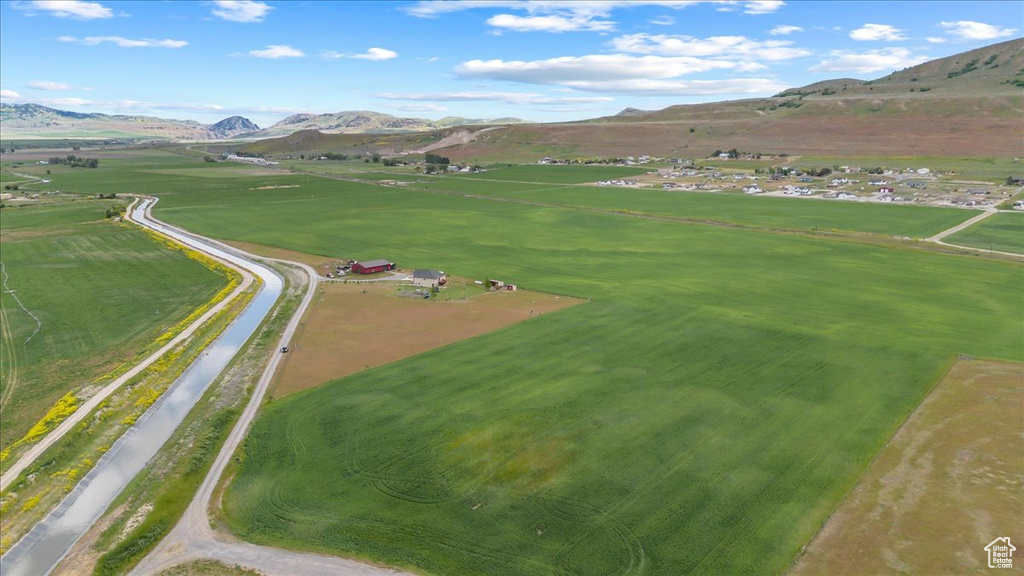 Bird\'s eye view with a mountain view and a rural view