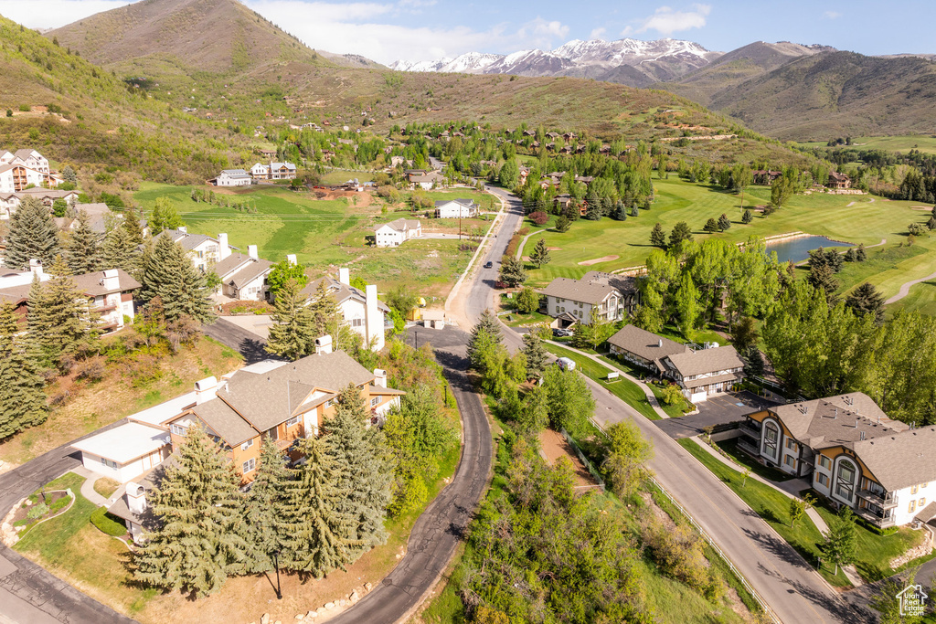 Drone / aerial view featuring a mountain view