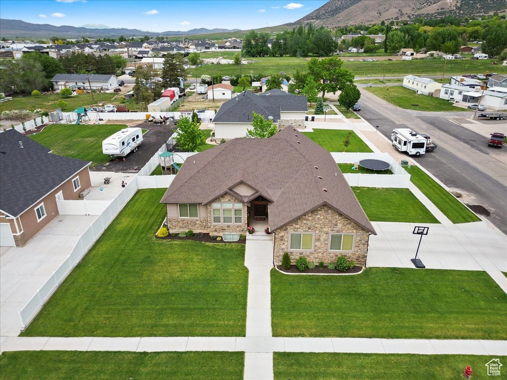 Bird\'s eye view featuring a mountain view