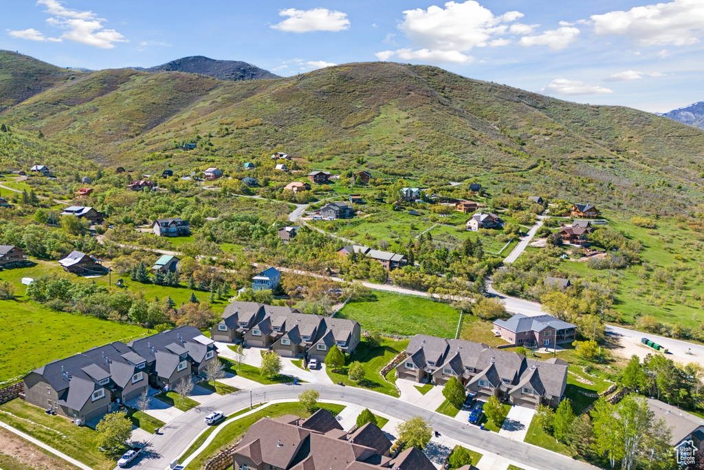 Bird's eye view featuring a mountain view