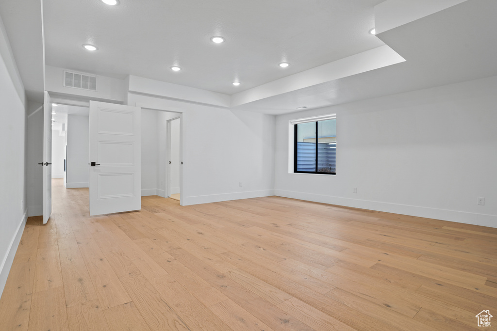 Unfurnished room featuring light hardwood / wood-style floors