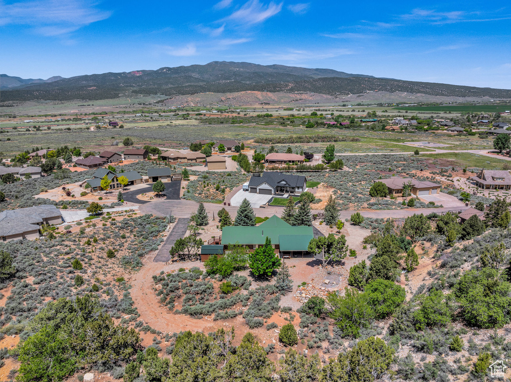 Drone / aerial view featuring a mountain view