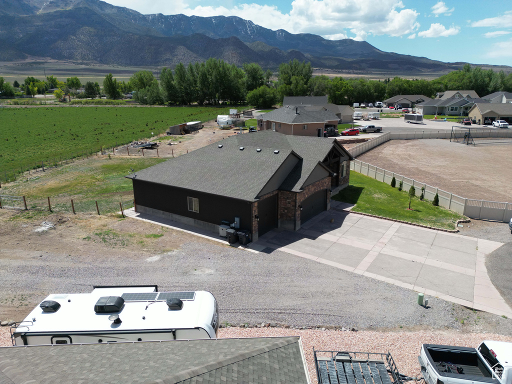 Bird's eye view with a mountain view