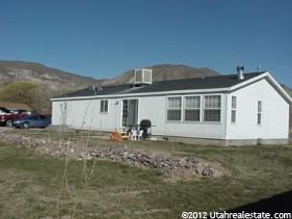 310 E 300 N, Elsinore, UT 84724