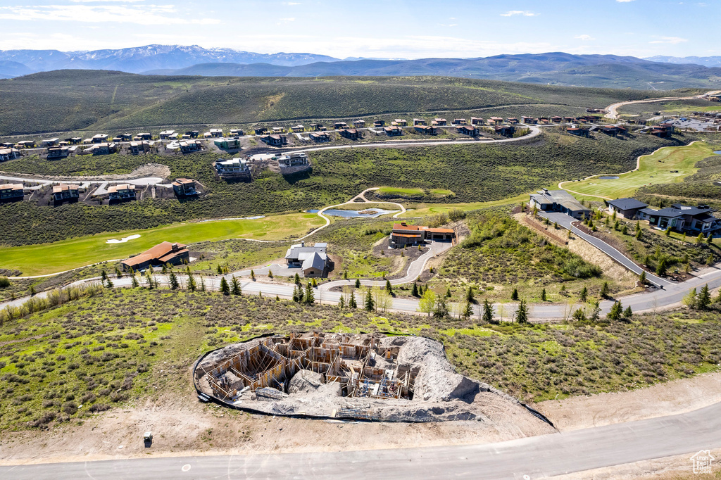 Bird's eye view with a mountain view