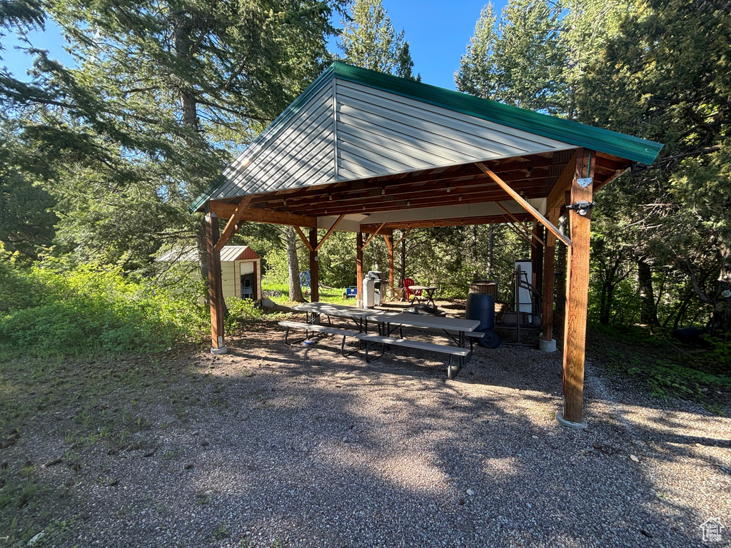 Surrounding community featuring a storage unit