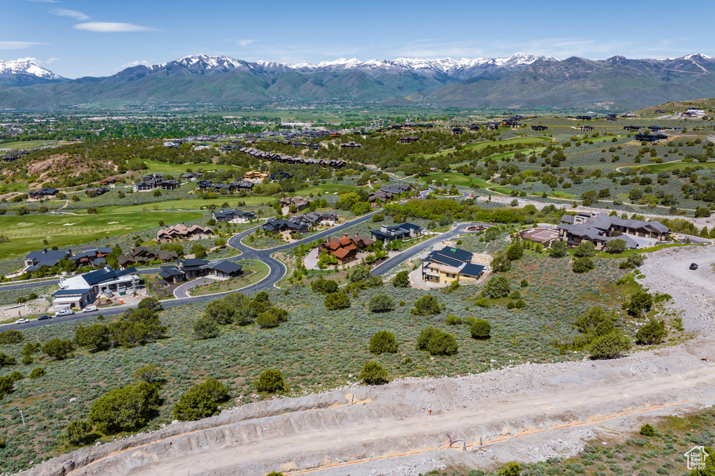 Drone / aerial view featuring a mountain view