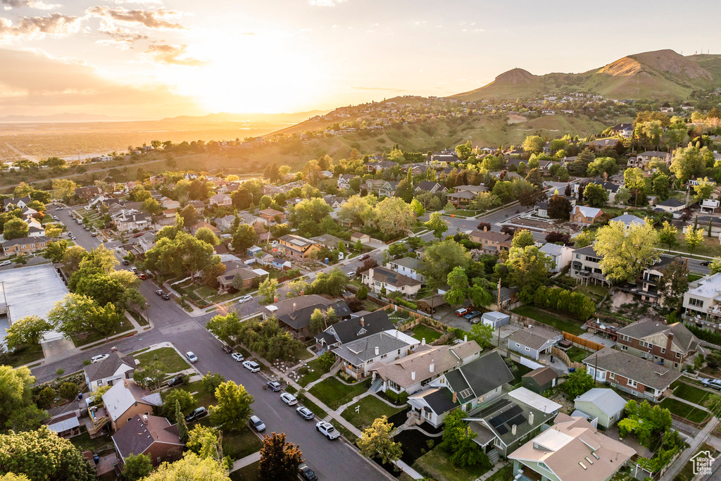 Aerial view at dusk with a mountain view