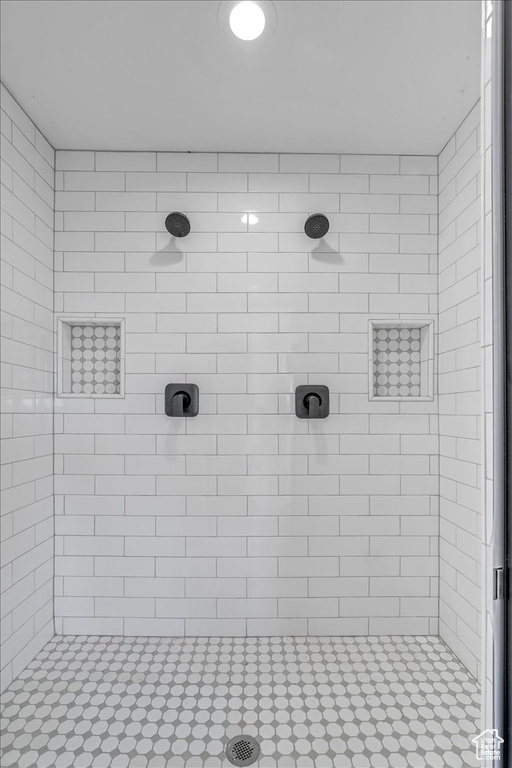 Bathroom with a tile shower