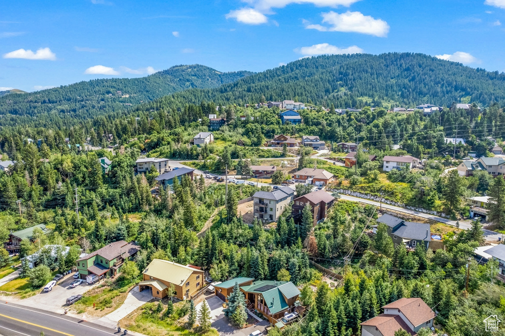 Bird's eye view featuring a mountain view