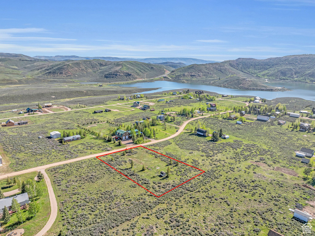 Bird\\\'s eye view featuring a water and mountain view