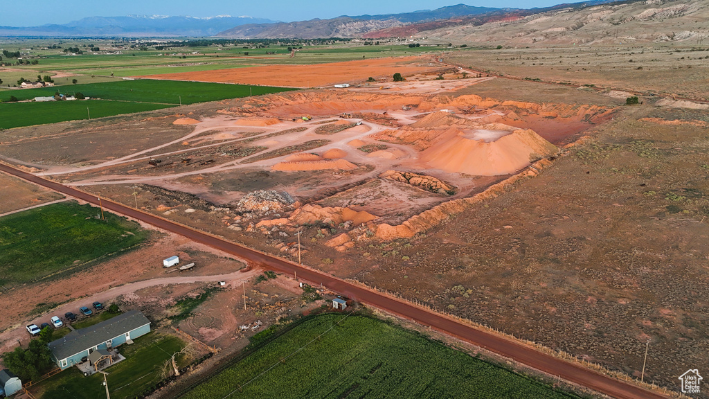 Bird\'s eye view with a mountain view and a rural view