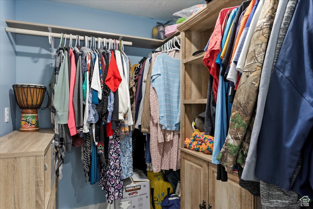 View of walk in closet