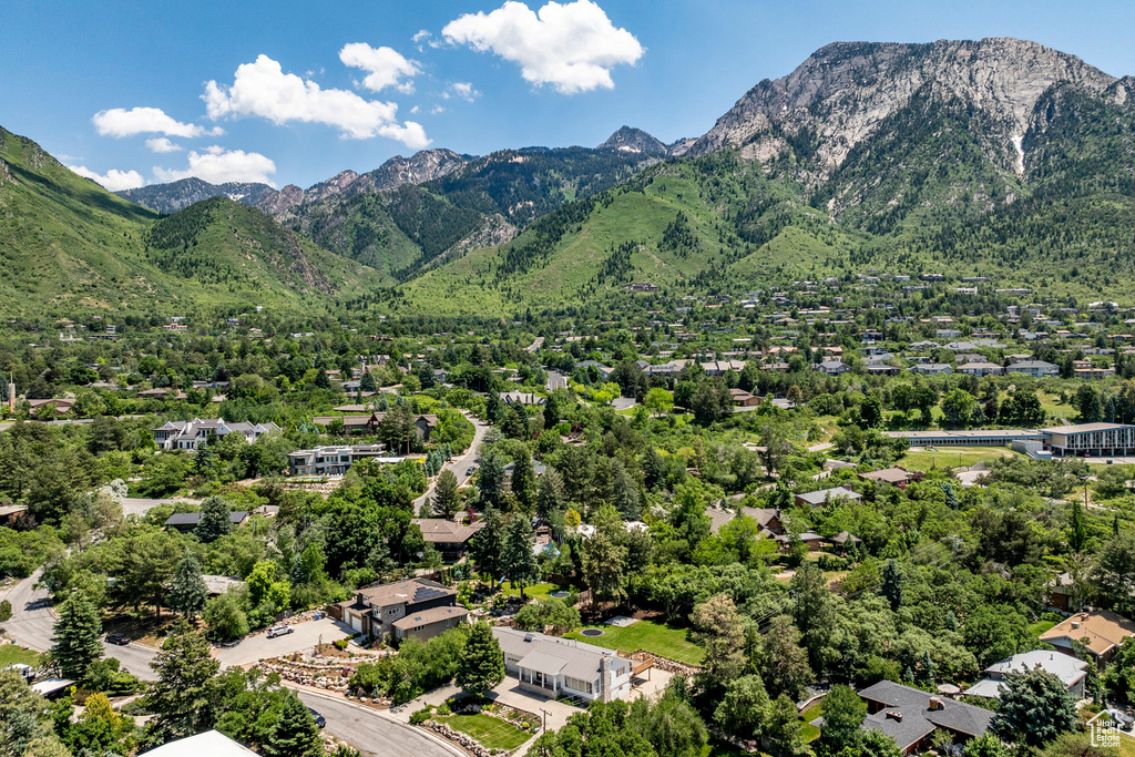 View of mountain feature