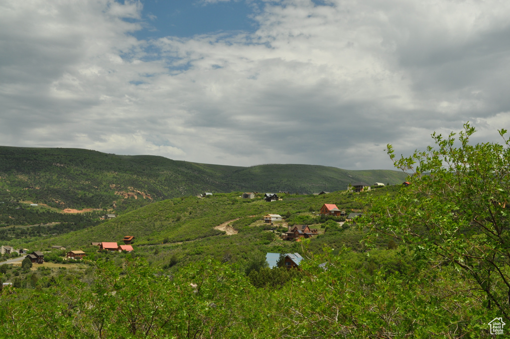 View of mountain feature