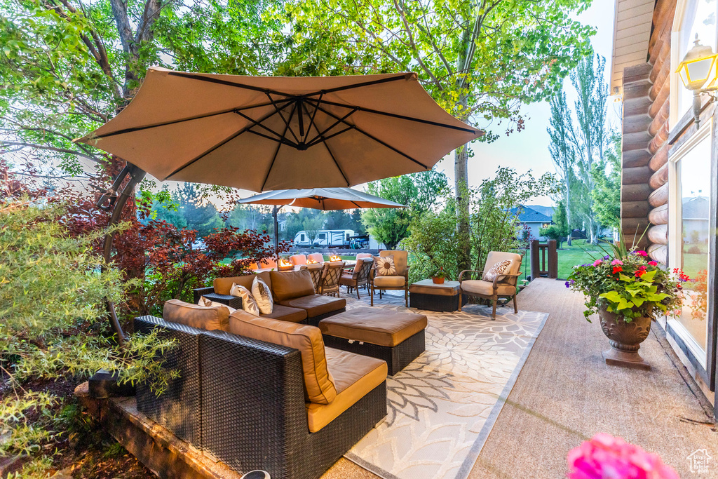 View of patio / terrace with an outdoor living space