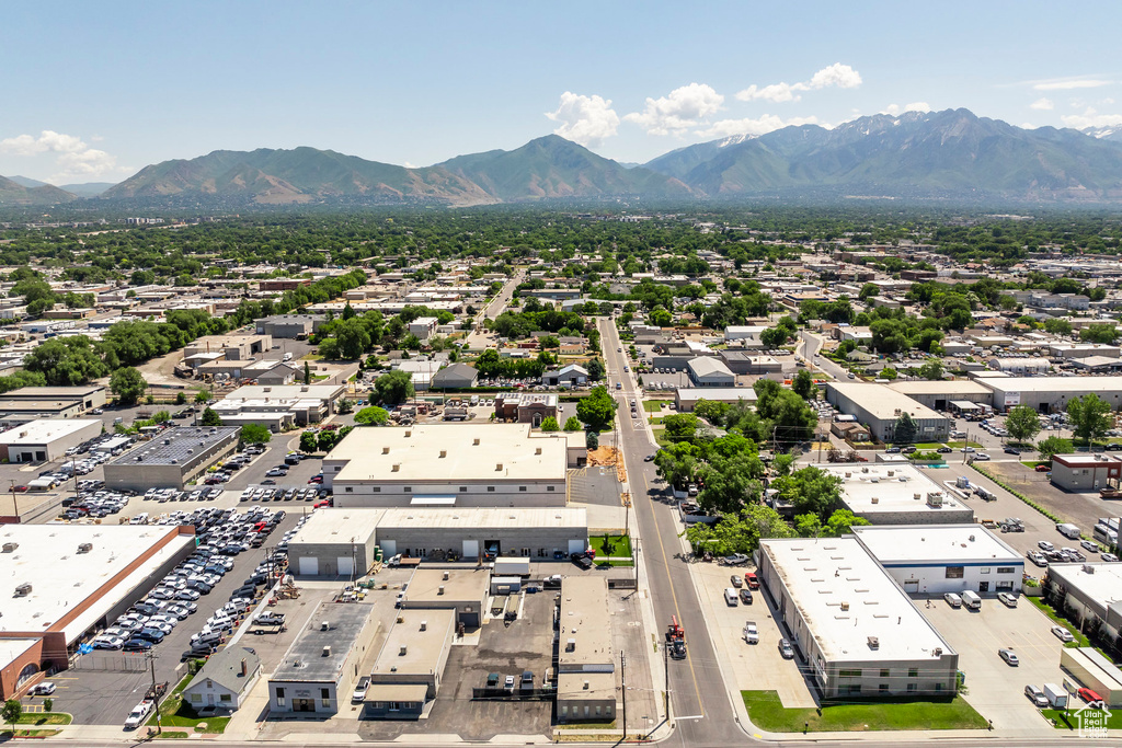 Bird's eye view featuring a mountain view