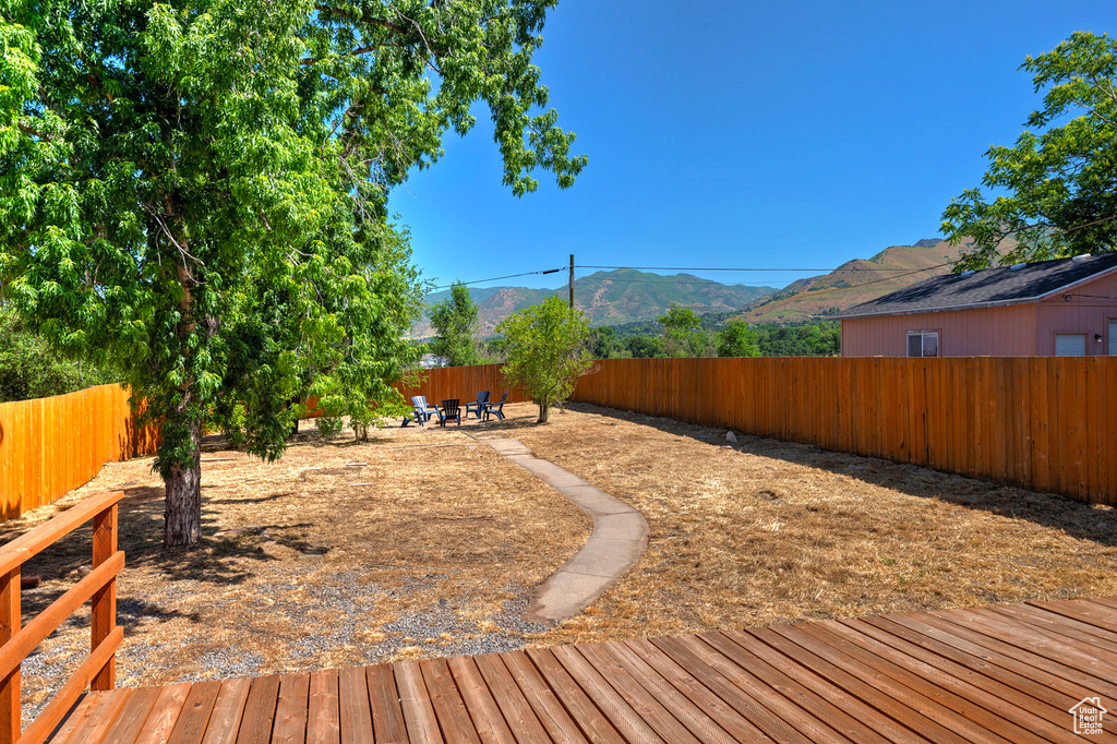 View of yard with a mountain view