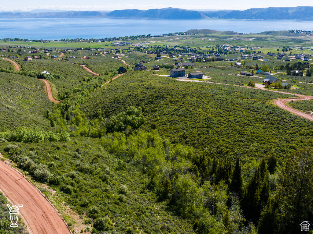 Drone / aerial view featuring a mountain view