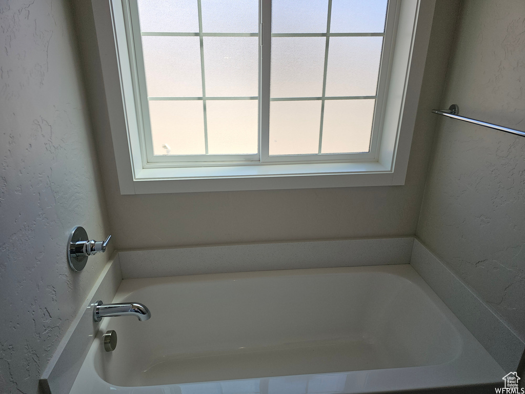 Bathroom with a bathtub