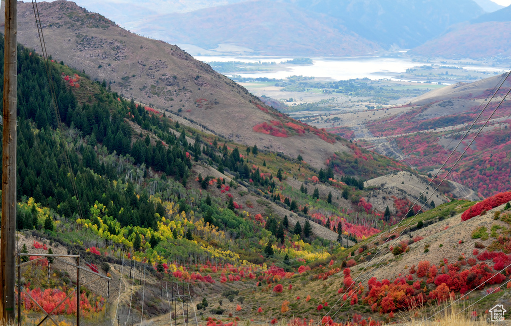 View of mountain feature