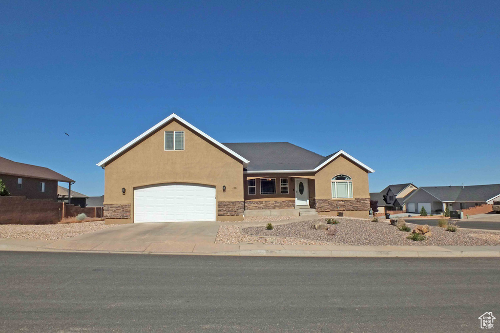 View of front of house featuring a garage