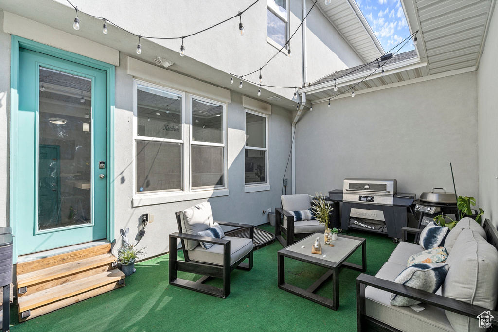 View of terrace featuring an outdoor living space