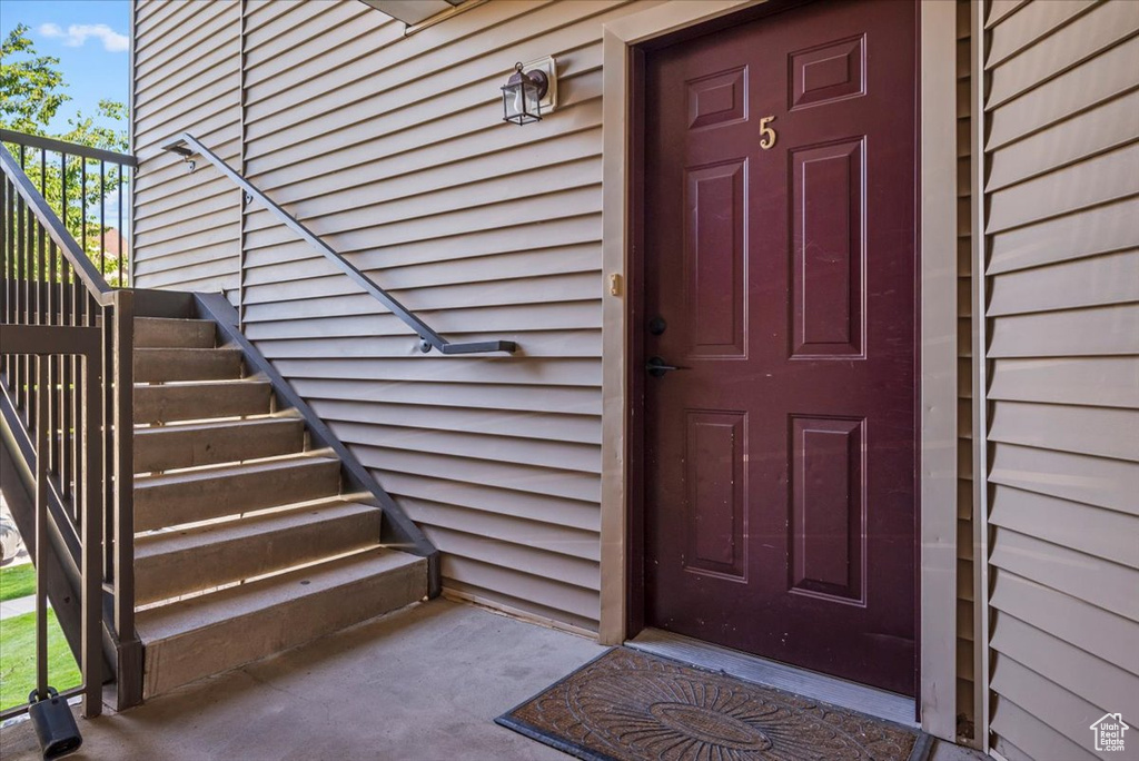 View of property entrance