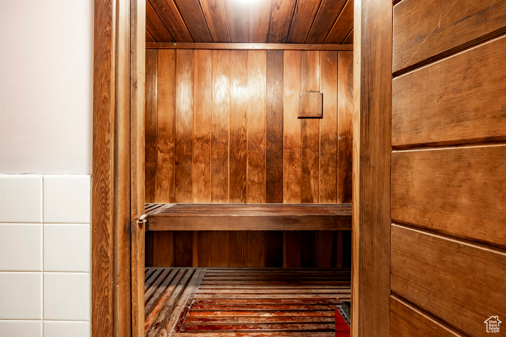 View of sauna / steam room